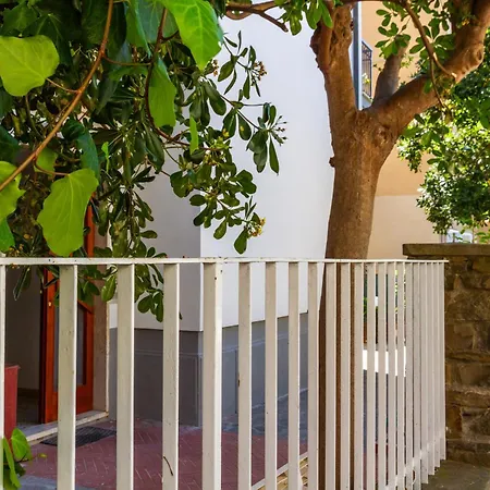 Casa Iride